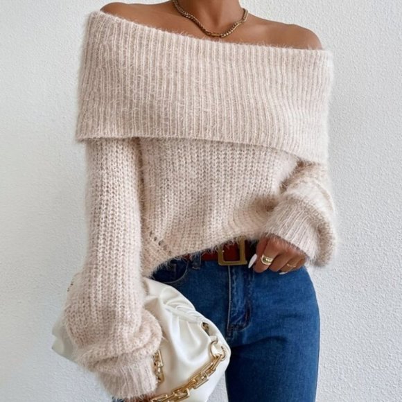 CHIC Off The Shoulder Flap Detail Soft Fuzzy Sweat - Picture 5 of 7